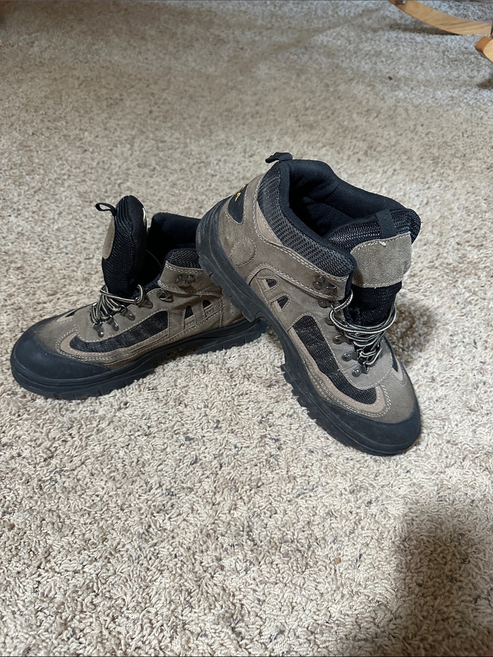 Itasca Men's Size 12  Brown/Black Waterproof Boots